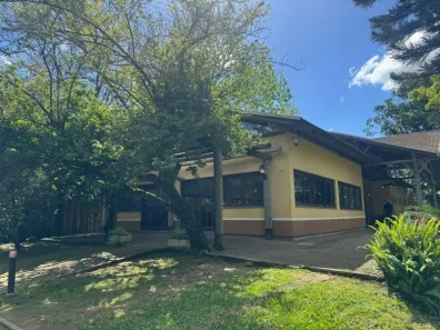 Fazenda/Sítio com 4 Quartos para alugar, 10000m² no Califórnia, Nova Santa Rita