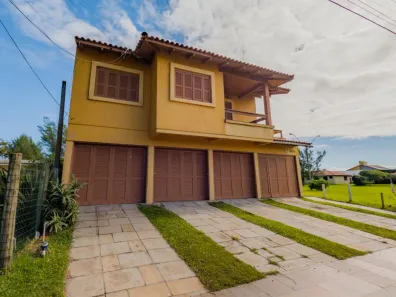 Casa com 2 Quartos à venda, 83m² no XANGRI-LÁ, Xangri-lá