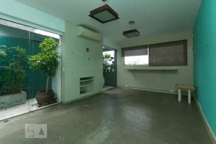Casa com 3 Quartos à venda, 190m² no Vila Madalena, São Paulo