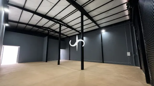 Galpão/Depósito/Armazém à venda, 300m² no Residencial Flor do Cerrado, Anápolis