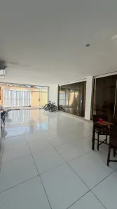 Casa com 7 Quartos à venda, 450m² no Piratininga, Niterói