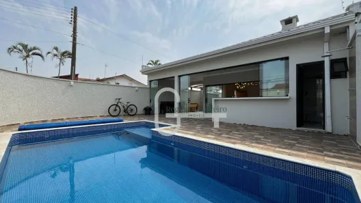 Casa com 3 Quartos à venda, 135m² no Balneário Stella Maris, Peruíbe