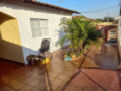 Casa com 3 Quartos à venda, 250m² no Cecap, São José do Rio Preto