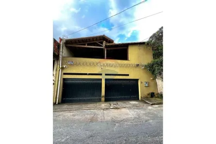 Casa com 3 Quartos à venda, 301m² no Jardim Pérola, Contagem