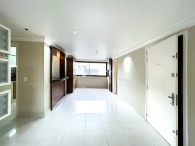 Apartamento com 3 Quartos para alugar, 102m² no Mont Serrat, Porto Alegre