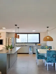 Casa com 2 Quartos à venda, 131m² no Vila Ipiranga, Porto Alegre