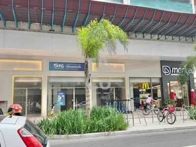 Sala Comercial para alugar, 109m² no Centro, Balneário Camboriú