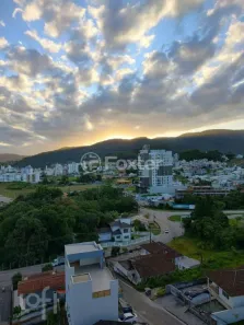 Apartamento com 2 Quartos à venda, 99m² no Passa Vinte, Palhoça
