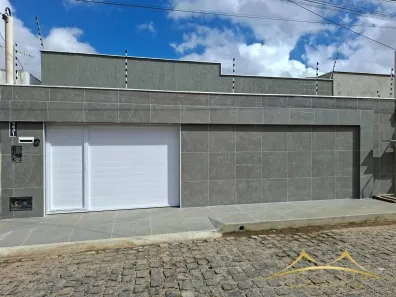 Casa com 3 Quartos à venda, 130m² no Emaús, Parnamirim