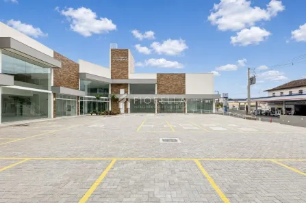 Ponto Comercial para alugar, 329m² no Centro, Palhoça