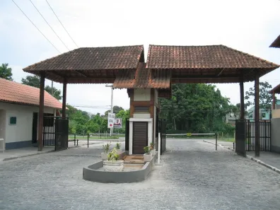 Casa de Condomínio com 2 Quartos à venda, 200m² no Campo Grande, Rio de Janeiro