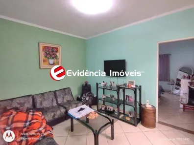 Casa com 2 Quartos à venda, 140m² no Jardim Cristiane, Santo André