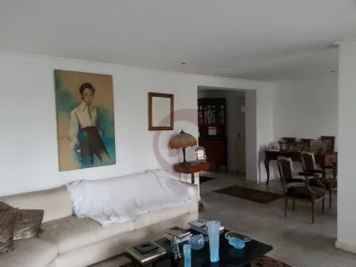 Casa com 3 Quartos à venda, 400m² no Pacaembu, São Paulo