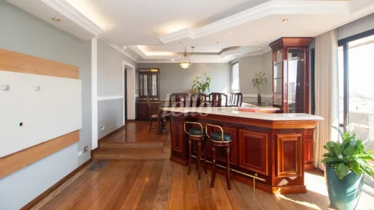 Apartamento com 3 Quartos para alugar, 147m² no Vila Assunção, Santo André