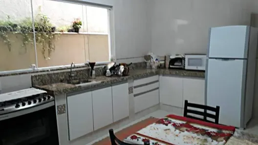 Sobrado com 3 Quartos à venda, 250m² no Vila Palmares, Santo André