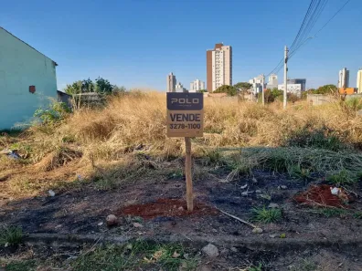 Lote/Terreno à venda, 531m² no Vila Rosa, Goiânia