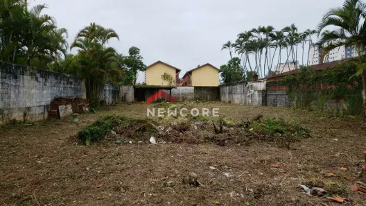 Lote/Terreno à venda, 900m² no Vila Vera Cruz, Mongaguá