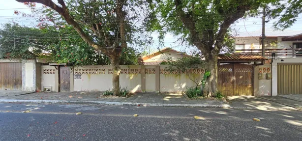 Casa com 7 Quartos à venda, 250m² no Palmeiras, Cabo Frio