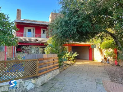 Casa com 4 Quartos à venda, 274m² no Vila Assunção, Porto Alegre