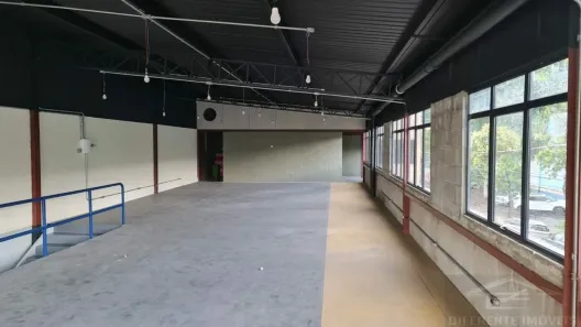 Galpão/Depósito/Armazém à venda, 520m² no Vila Baruel, São Paulo
