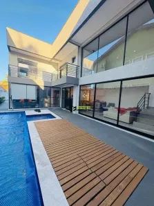 Casa com 4 Quartos à venda, 362m² no Vila Petrópolis, Atibaia