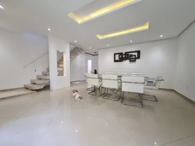 Casa de Condomínio com 4 Quartos à venda, 320m² no Campo Grande, Rio de Janeiro