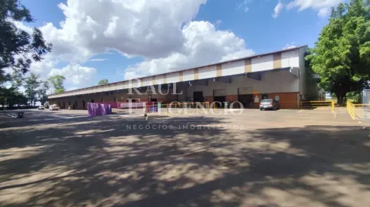 Galpão/Depósito/Armazém para alugar, 2000m² no Estância Dlaville, Londrina