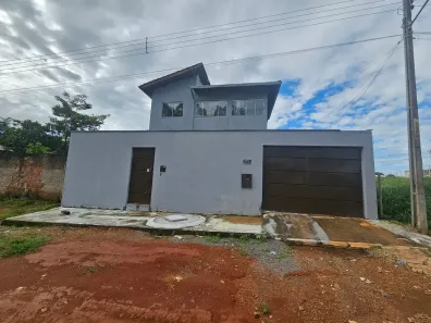 Prédio Residencial com 7 Quartos para venda ou aluguel, 300m² no Chácaras Colorado, Anápolis