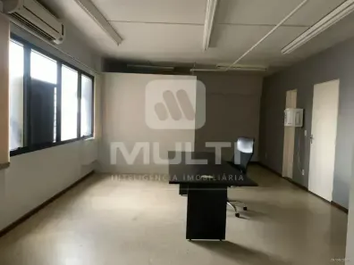 Sala Comercial com 1 Quarto à venda, 47m² no Centro, Uberlândia