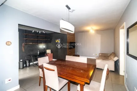 Apartamento com 3 Quartos para alugar, 92m² no Floresta, Porto Alegre