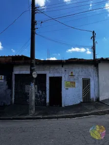 Casa com 2 Quartos para alugar, 80m² no Vila Magini, Mauá