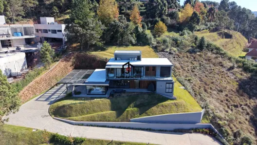 Casa de Condomínio com 4 Quartos à venda, 450m² no Descansópolis, Campos do Jordão