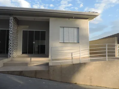 Casa com 2 Quartos para alugar, 80m² no Jardim das Flores, Atibaia