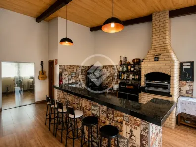 Sobrado com 3 Quartos à venda, 171m² no Icaray, Araçatuba