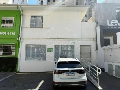 Ponto Comercial para alugar, 200m² no Moema, São Paulo