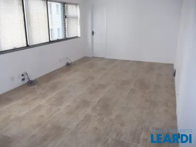 Ponto Comercial à venda, 32m² no Barra Funda, São Paulo