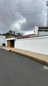 Casa com 5 Quartos para alugar, 600m² no Fátima, Teresina