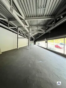 Ponto Comercial para alugar, 300m² no Santa Lúcia, Belo Horizonte
