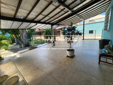 Casa com 3 Quartos à venda, 168m² no Jardim Sulacap, Rio de Janeiro