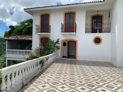 Casa com 4 Quartos à venda, 350m² no Vila Laura, Salvador