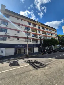 Apartamento com 4 Quartos para alugar, 120m² no Fátima, Belém