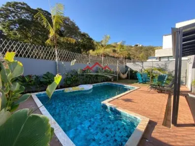 Casa com 3 Quartos à venda, 200m² no Loteamento Vale Azul I, Jundiaí