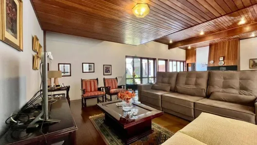 Casa com 5 Quartos à venda, 900m² no Vila Barth, Itapetininga