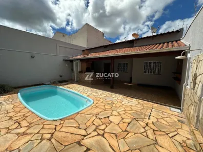 Casa com 3 Quartos à venda, 160m² no São José, Uberaba
