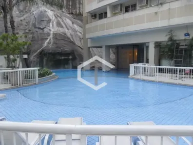 Apartamento com 3 Quartos para alugar, 90m² no Catete, Rio de Janeiro