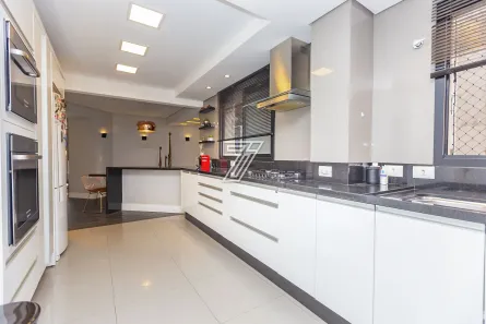 Apartamento com 3 Quartos à venda, 117m² no Água Verde, Curitiba