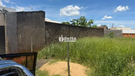 Lote/Terreno à venda, 300m² no Shopping Park, Uberlândia