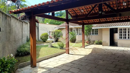 Casa com 4 Quartos à venda, 176m² no Agriões, Teresópolis