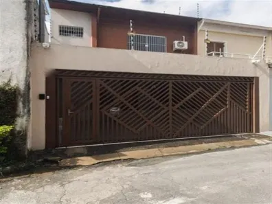 Sobrado com 3 Quartos à venda, 240m² no Vila Gomes Cardim, São Paulo