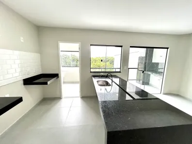 Casa com 3 Quartos à venda, 200m² no Jardim Belvedere, Volta Redonda